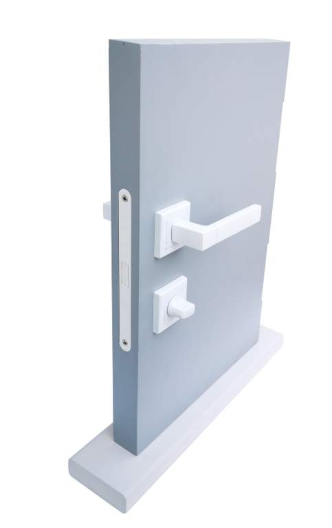 Замок магнитный WC 50x8x96x6 штульп овал 18 мм, белый крашенный с ответной планкой W7 и винтами — изображение 3